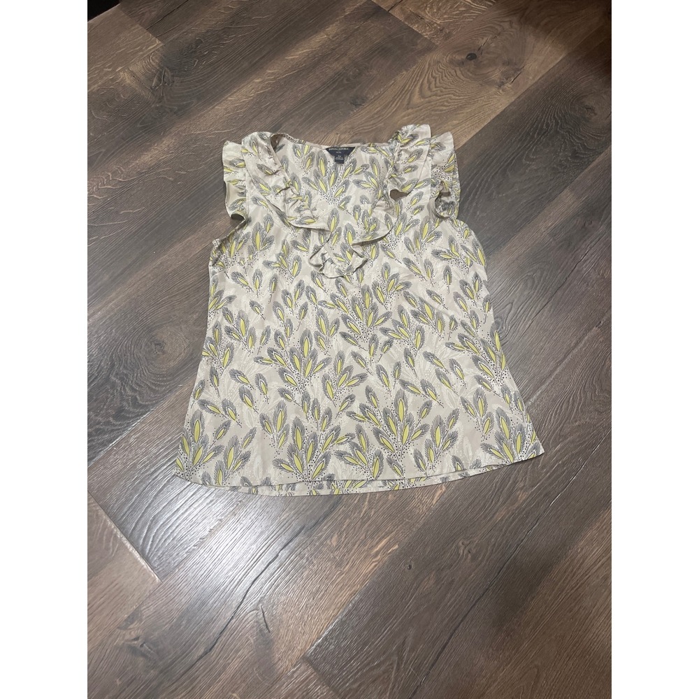 Banana Republic Petite Medium Ruffle V-Neck Sleeveless Blouse Yellow Tan Feather